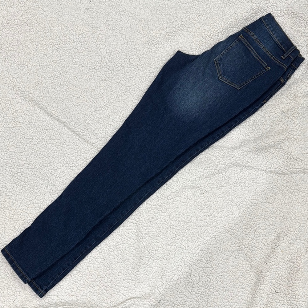 Venus Classic Blue Women's Jeans - Picture 4 of 5